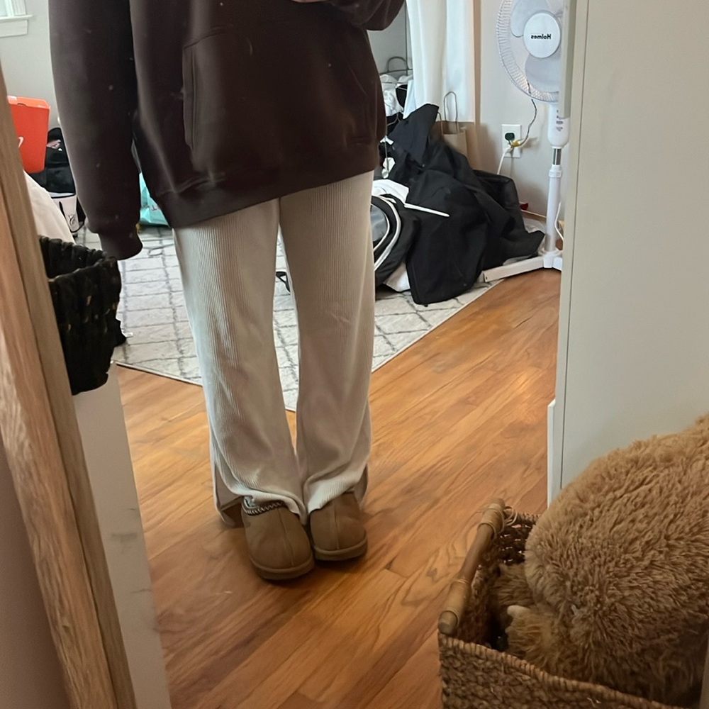 Ribbed Cream pants